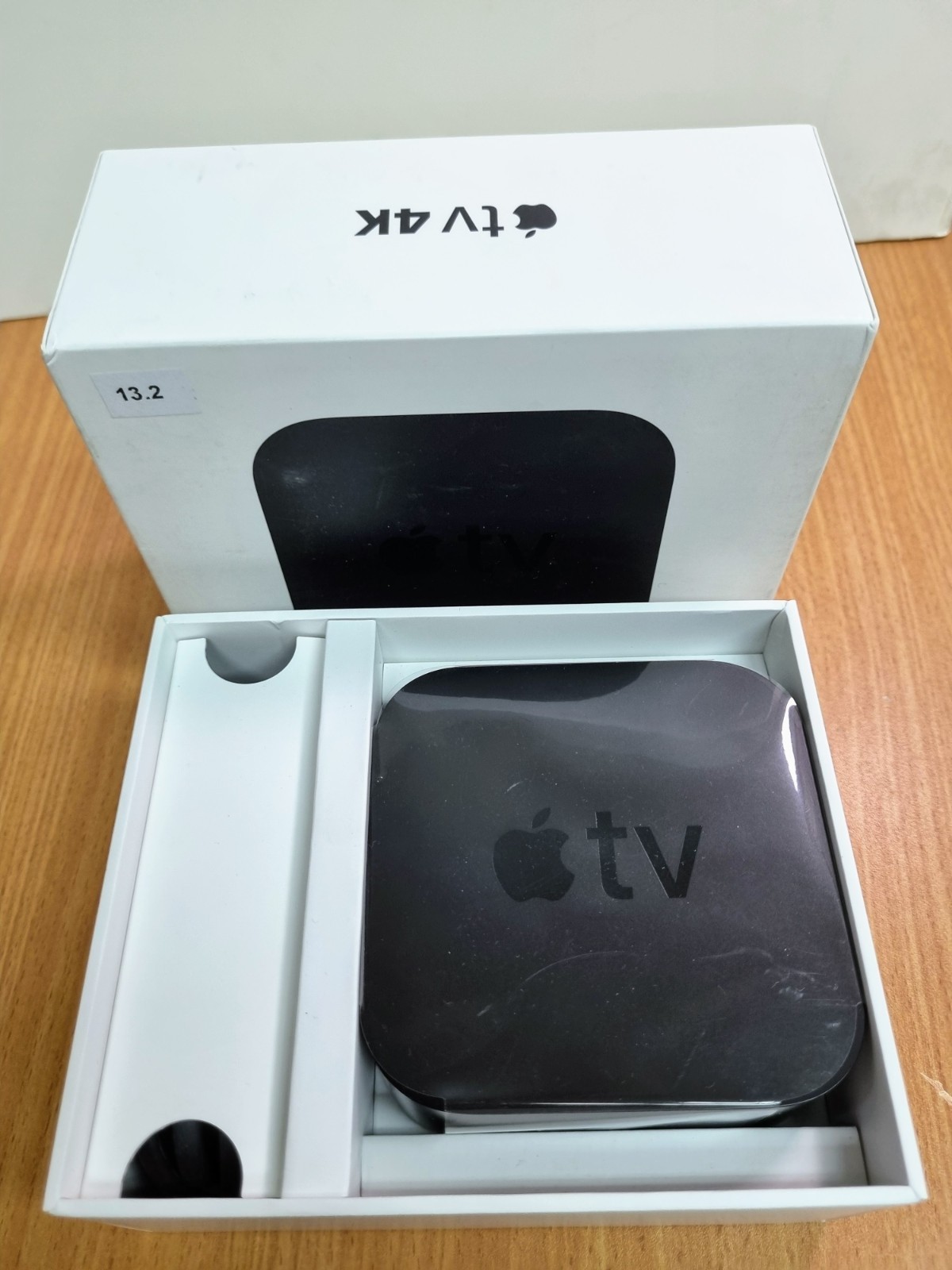 Apple TV 4K（第1世代）64GB A1842 MP7P2J/A 【公式通販】
