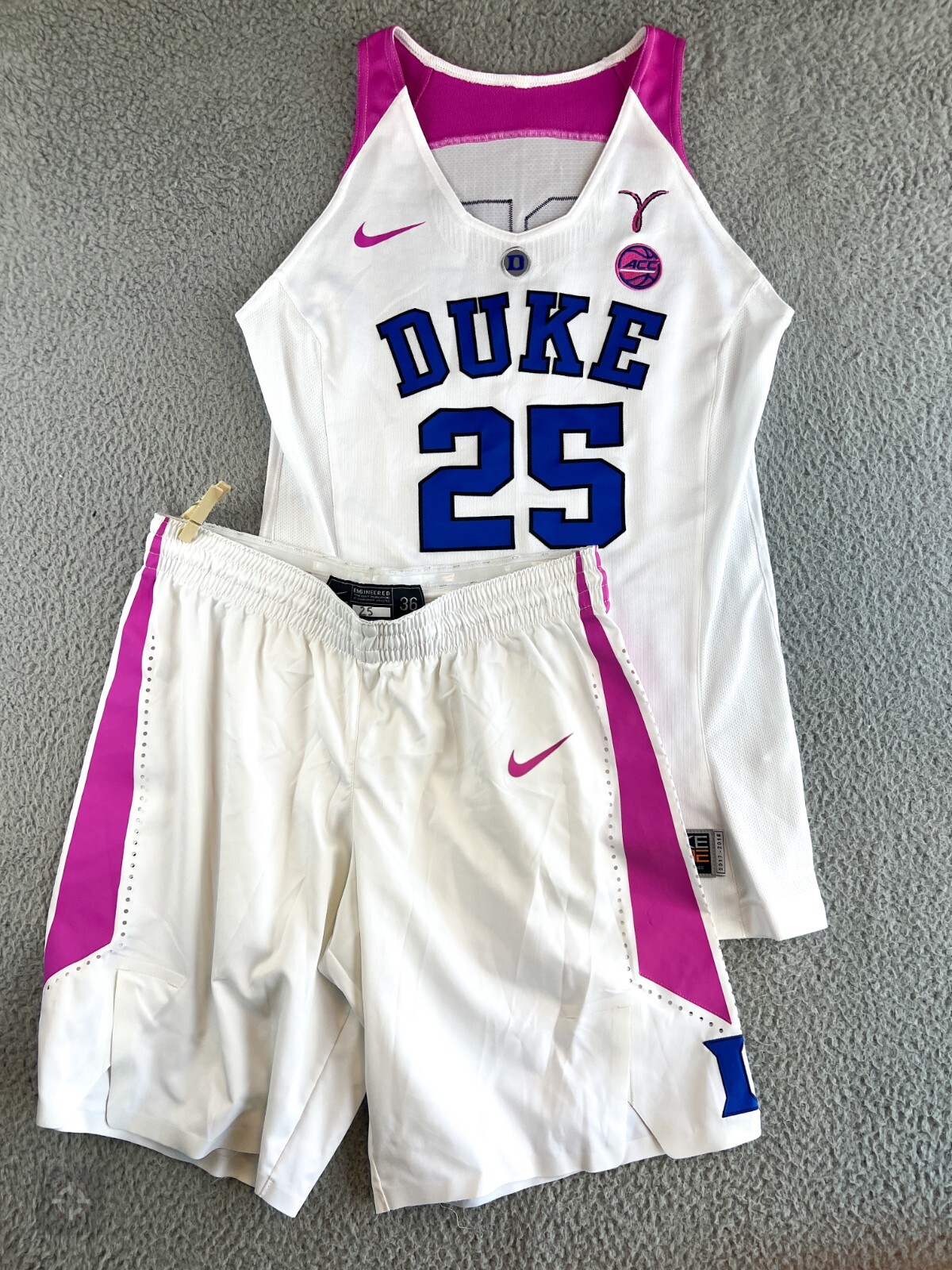 【NCAA ユニフォーム】デューク大学 ゲームショーツ Nike NCAA ユニフォーム】デューク大学 ゲームショーツ Nike - メルカリ
