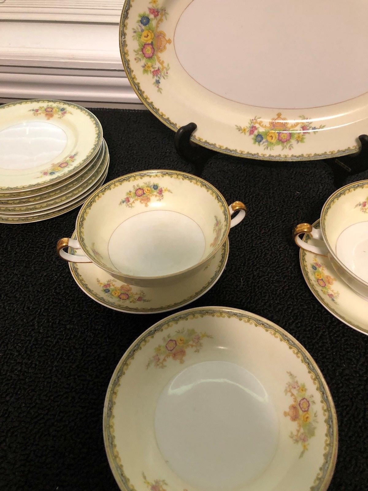 Kikusui China /Japan 16 piece set pre-owned