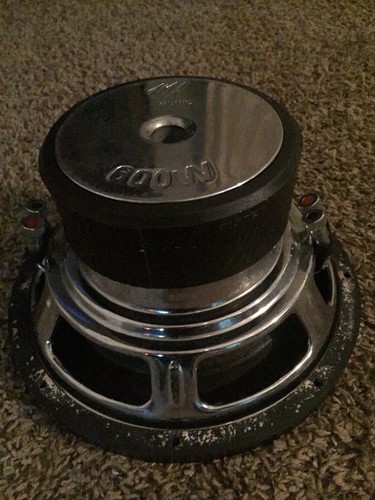 M/A DUAL COIL 600 watts SUBWOOFER