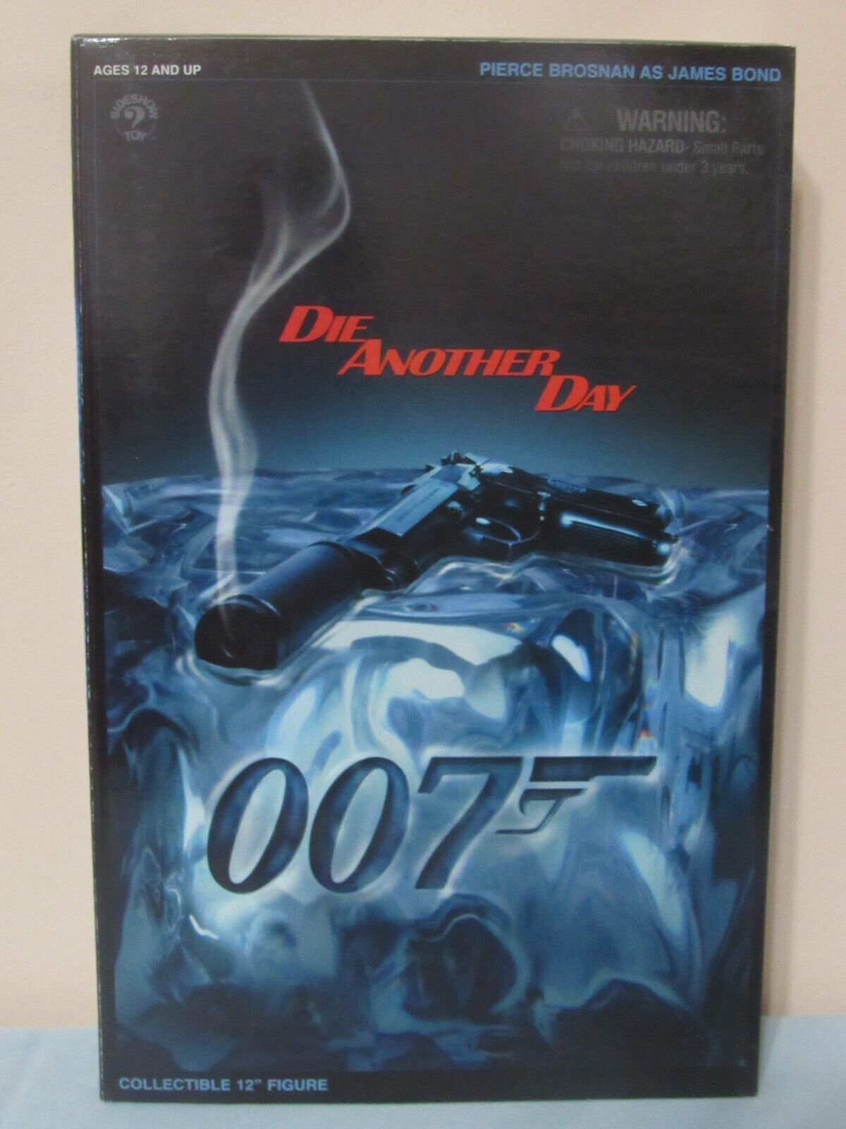 Sideshow Toy Die Another Day Pierce Brosnan as James Bond Sideshow Toy Die Another Day Pierce Brosnan as James Bond