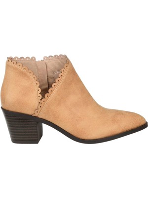 

JOURNEE COLLECTION Женские бежевые ботильоны Tessa с миндалевидным носком и блочным каблуком, Бежевый, TESSA-BOOTIE