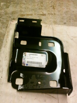 2020,2021,2022 GM LH Bumper Impact Bar Bracket -J206- OEM (11UPD)