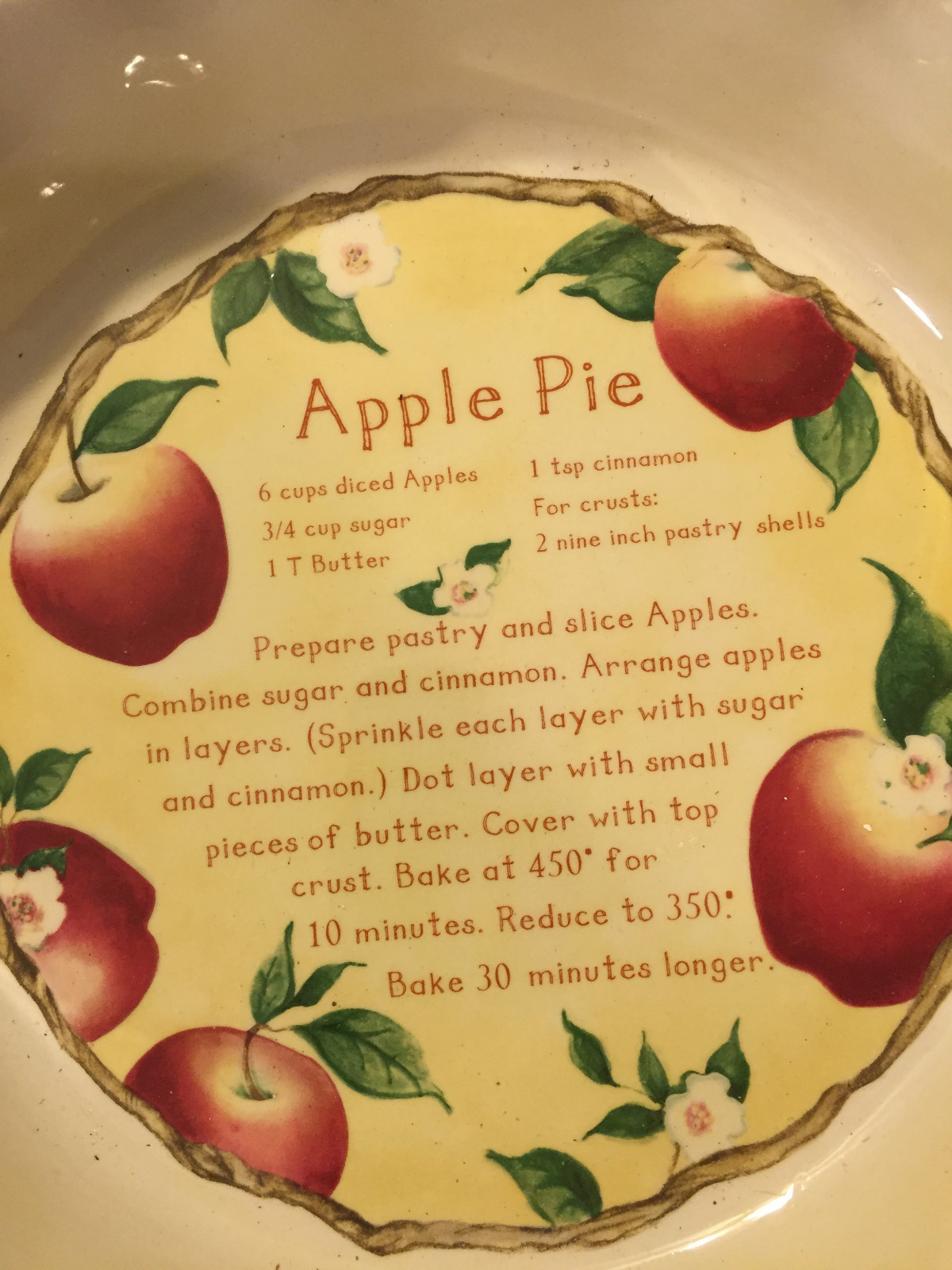 VINTAGE CRACKER BARREL APPLE COLLECTION FINE CHINA APPLE PIE BOWL DISH