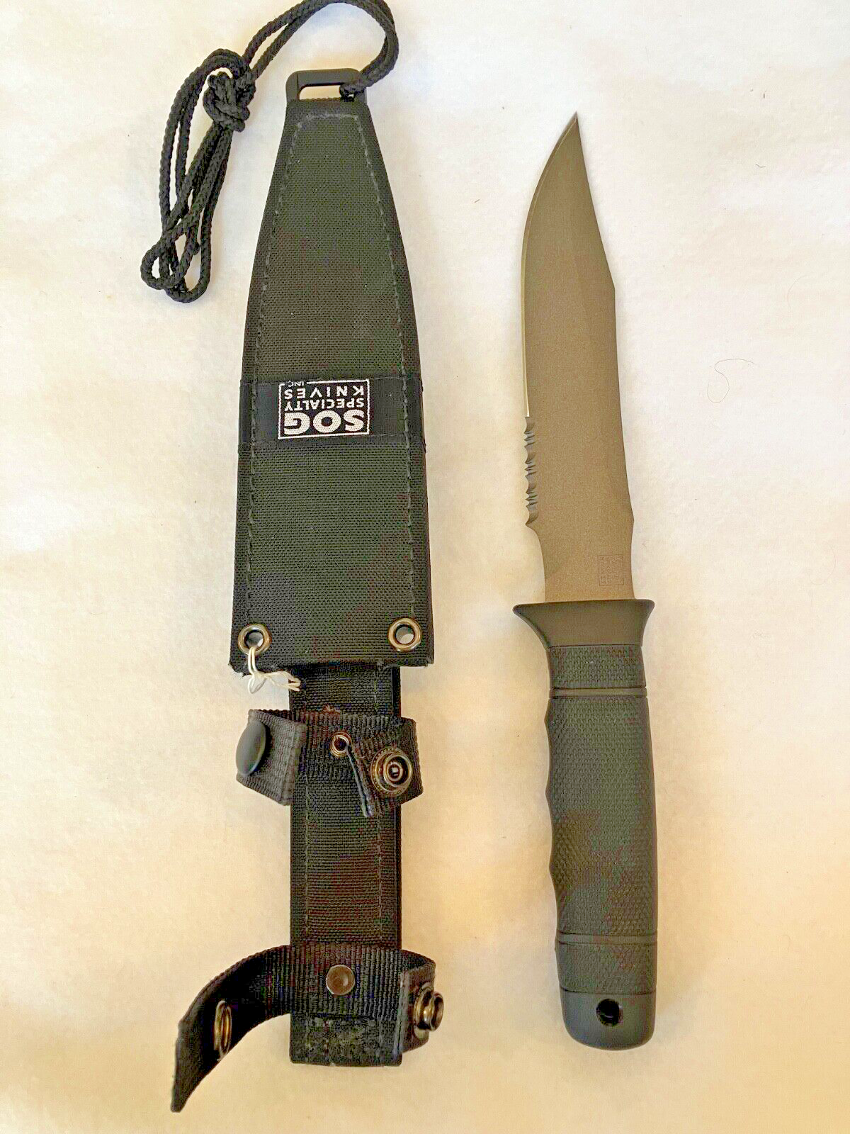 SOG SEAL 2000 S37 knife with Kydex sheath, Seki Japan, Excellent