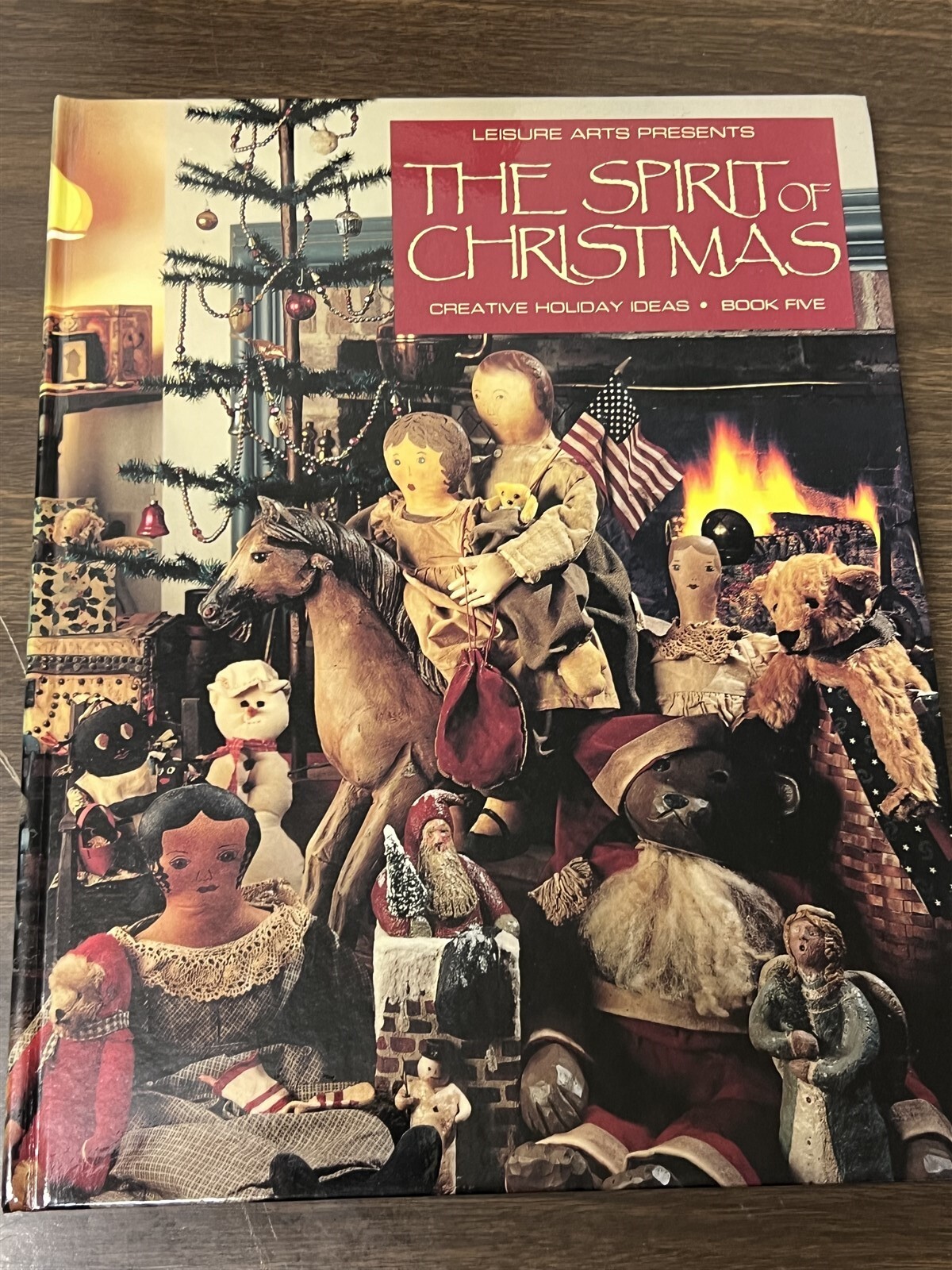 Leisure Arts Presents The Spirit of Christmas Book 5, 1991