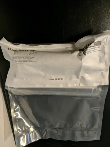 Medela Special Needs Feeder with 80ml Collection Container #6000s