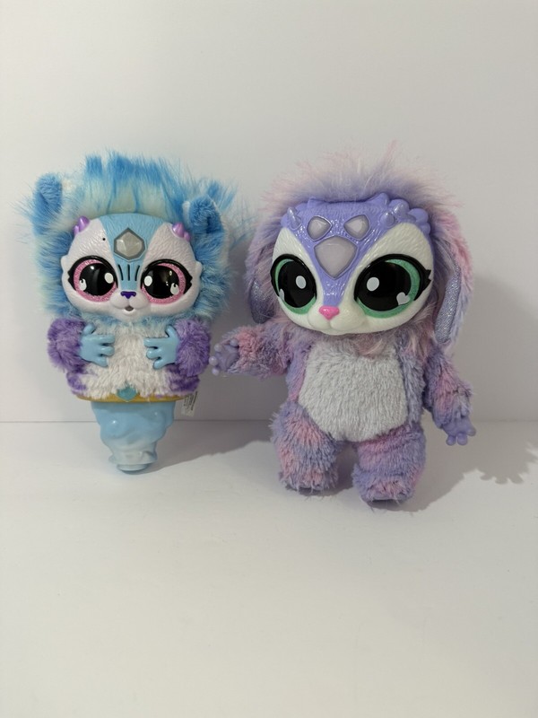 Magic Mixies Magical Misting Genie Lamp Interactive Pet  Sound