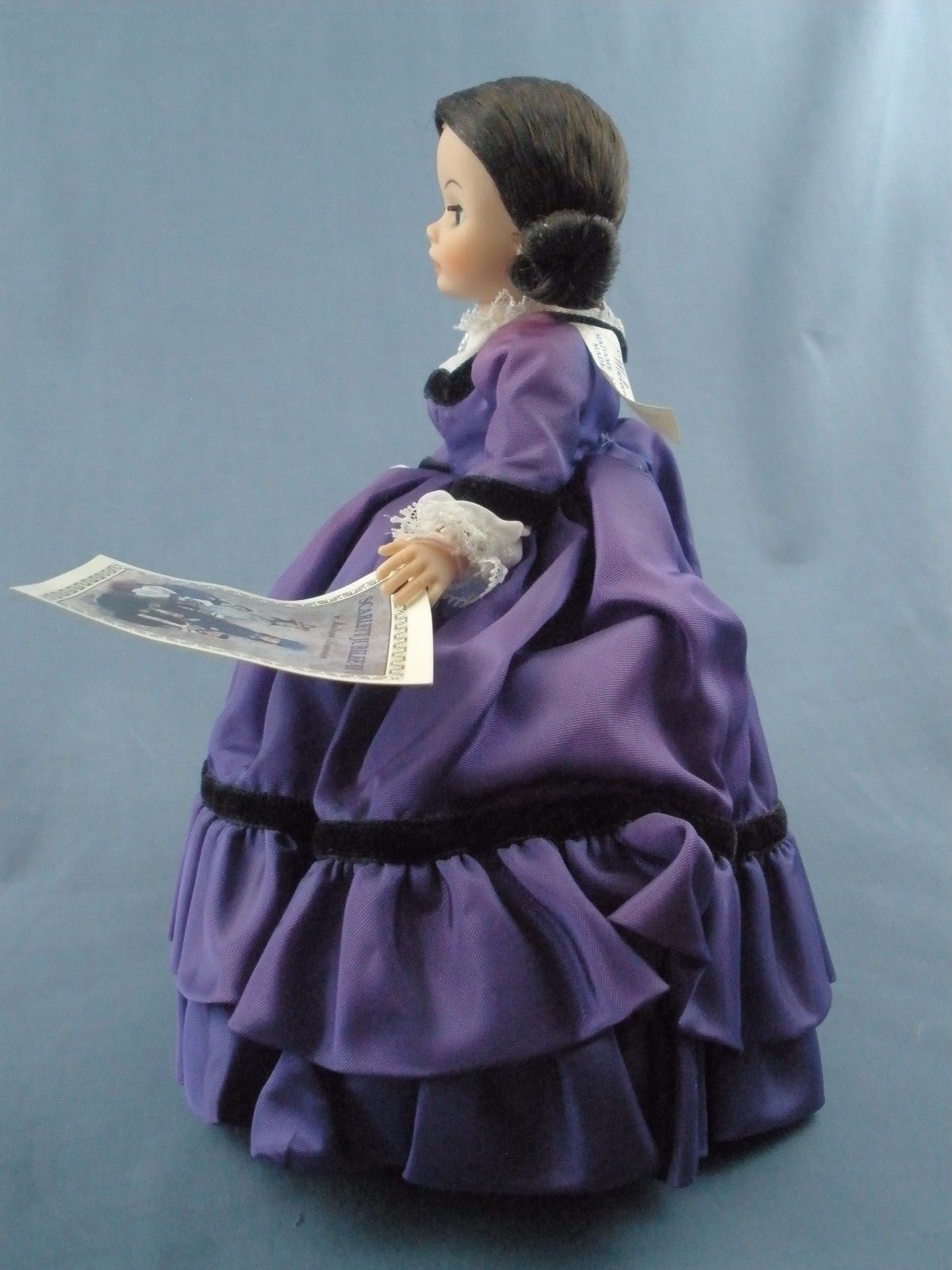 Madame Alexander Scarlet Jubillee II Melanie