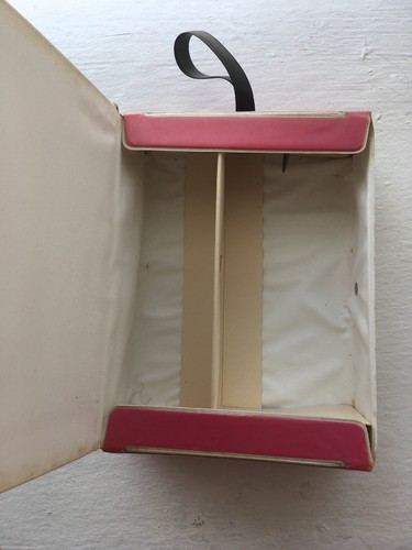 Vintage 1970 Topper Toys Dawn and Her Friends Doll Case Handle Made USA