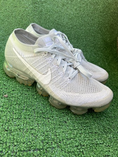Nike Air VaporMax Flyknit Womens Size 9.5 Pure Platinum