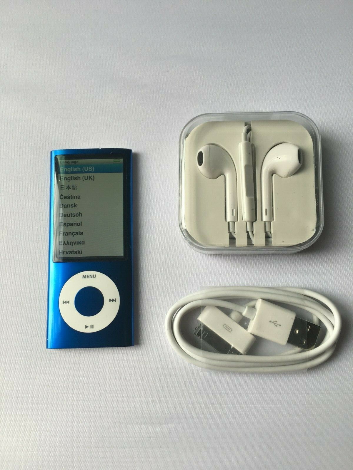 【新品未開封】iPod nano 第5世代 ブルー 16GB Pre-Owned Apple iPod Nano 5th Gen 16GB Blue Includes FREE