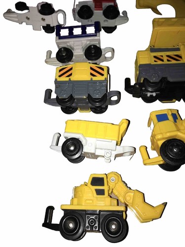 Fisher Price Geo Trax remotes  Cars & Trains  Lot Of 27 Pieces Construction