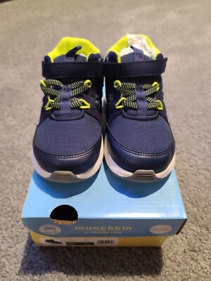 Munchkin By Stride Rite Size 8M Kids High Top Sneakers