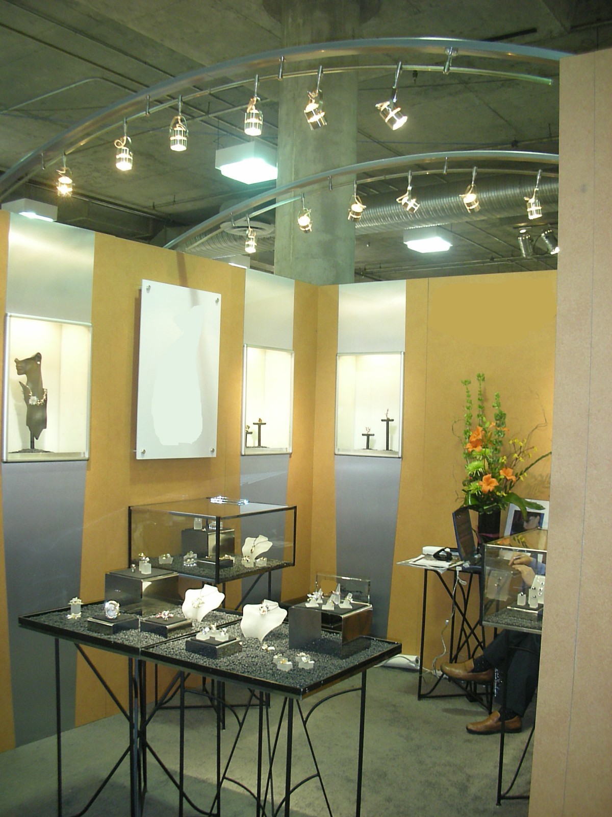 10 x 10 Solid Wood Tradeshow Exhibit booth and Trailer for Storage & Towing