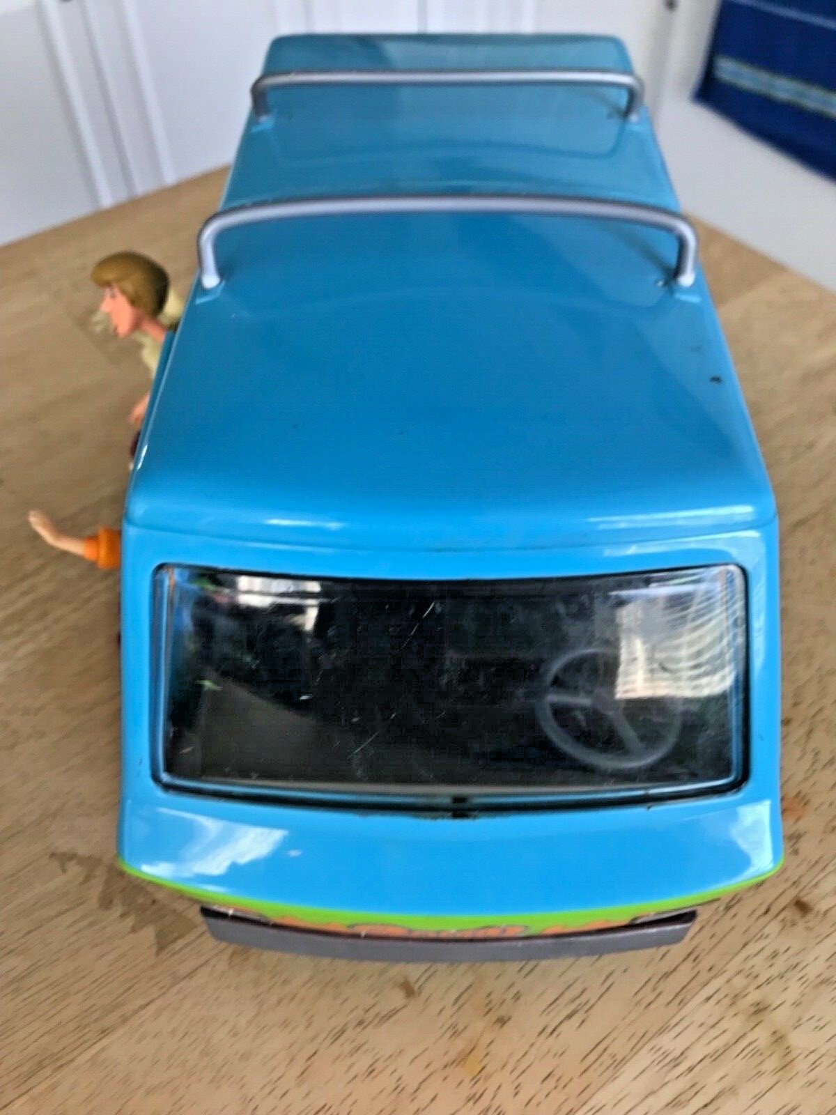 Scooby Doo Mystery Machine Ghost Patrol van Velma and Shaggy andnghost figures