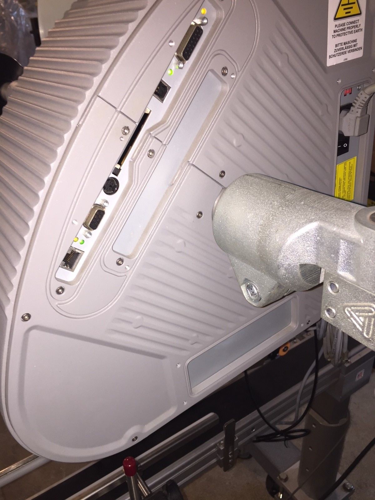 Avery Dennison ALS204 LH Merge-Apply Labeler with R.L. Craig Conveyor