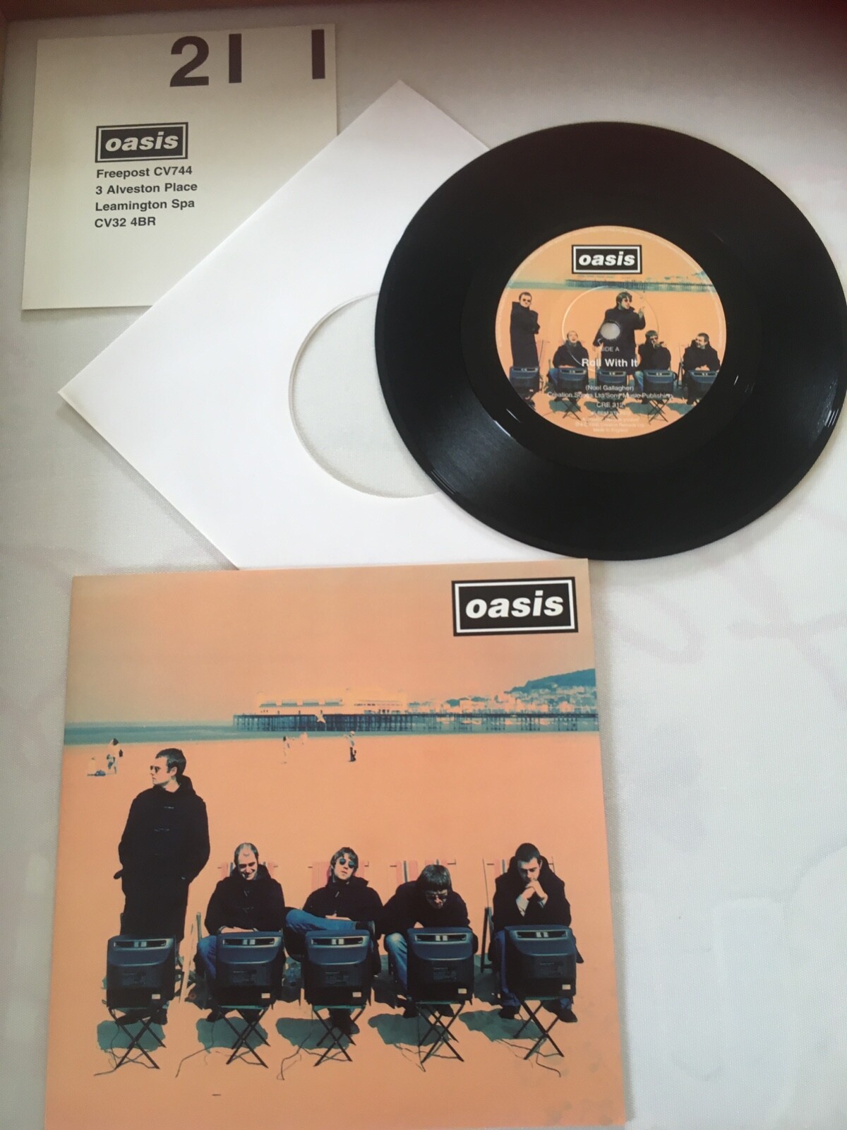 oasis – Roll With It 7\" CRE212 Oasis – Roll With It – Vinyl (7