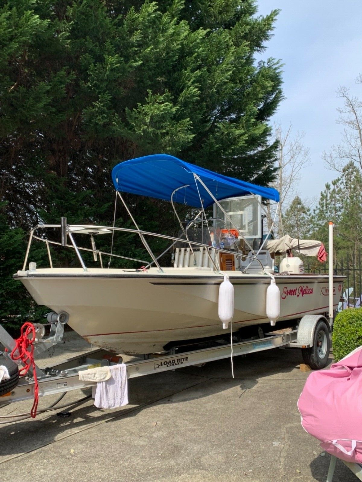 1984 Boston Whaler Outrage 18