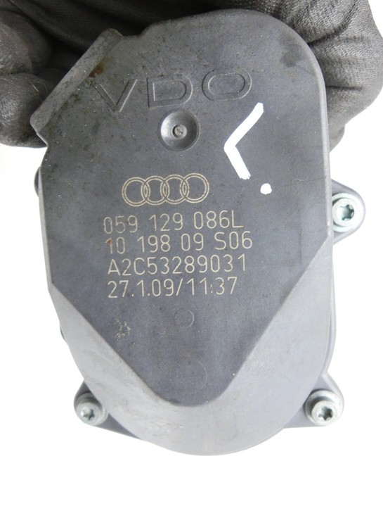Audi A6 4F C6 08-11 Stellmotor Stellelement Drallklappen für Saugrohr Links Audi A6 4F C6 08-11 10.03.2009... Vorschau 4