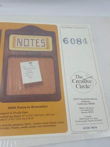 NEW Vintage Creative Circle Kit # 6084 Wood Note Memo Cork Board Embroidery 1984