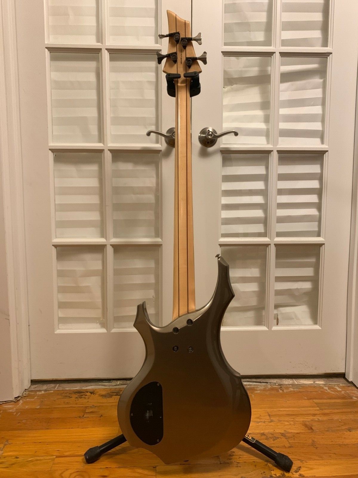 ESP LTD F-204 Bass Guitar EMG HZ Pickups NEW STRINGS Made in Korea