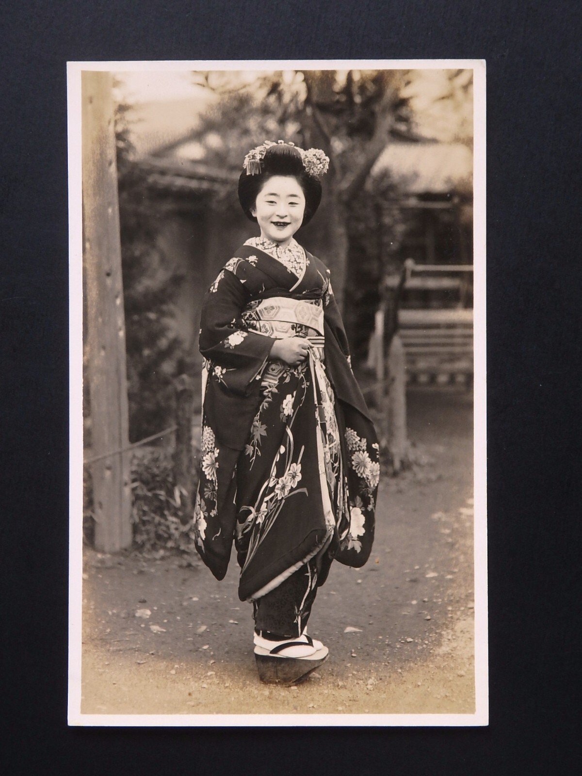 Geisha of Tokio アンティーク写真集　希少本　藝者　東京百美人 Geisha of Tokyo | Yukawa, Shodo | Ronin Gallery