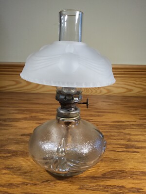 Antique Miniature ''Lincoln Drape'' Oil Lamp  Smith 1 Fig 143