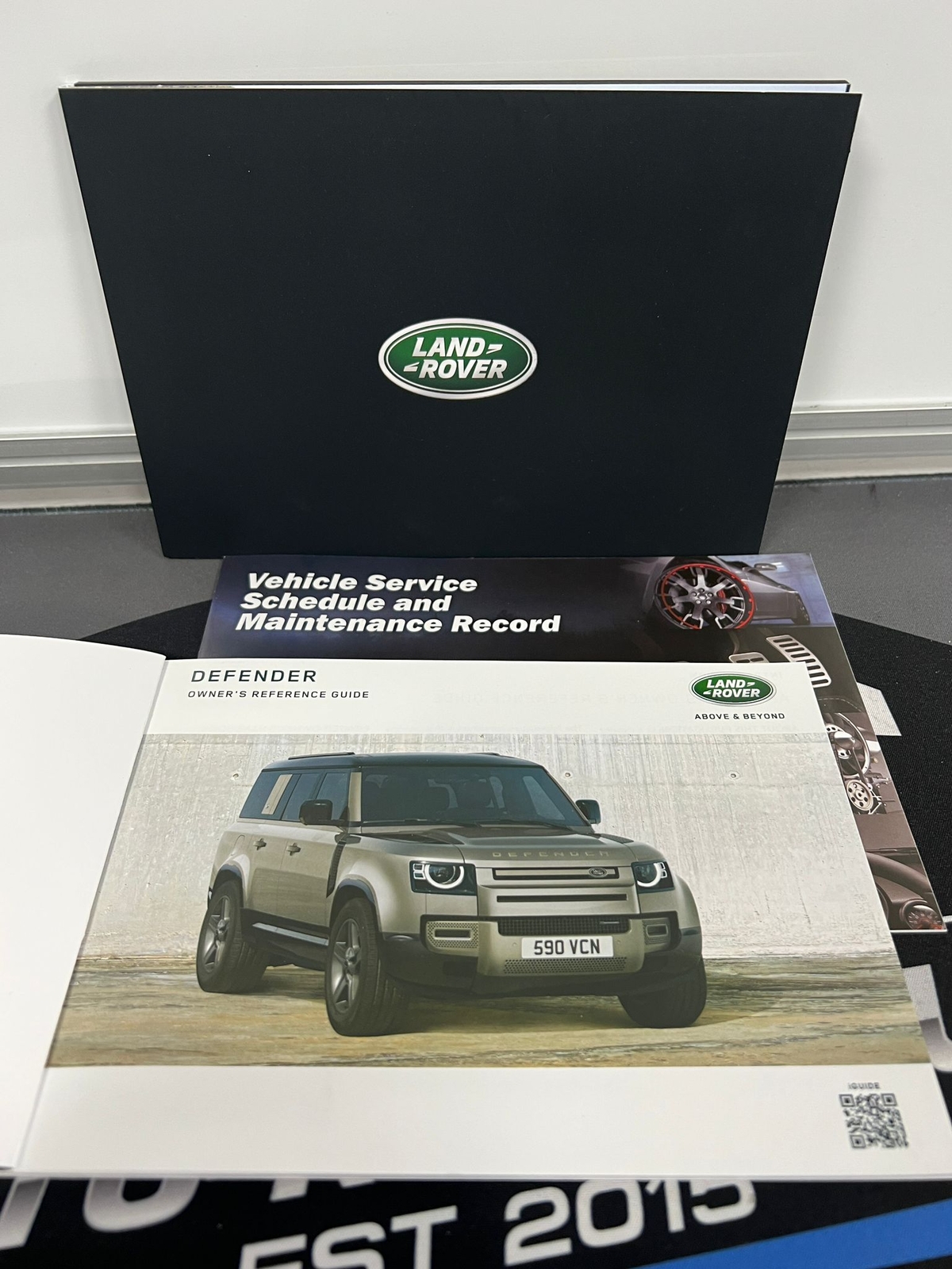 LAND ROVER DEFENDER MANUAL / HANDBOOK QUICK REFERENCE GUIDE. 2019~2023 ...