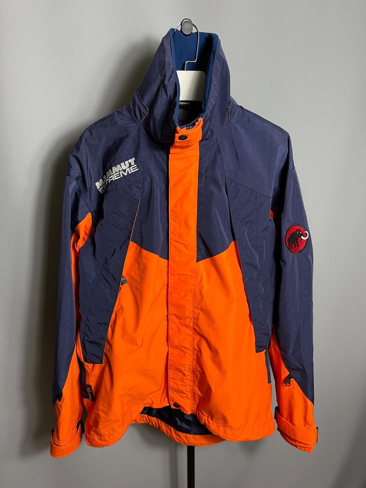 MAMMUT EXTREME VINTAGE GORE TEX WATERPROOF JACKET ORANGE MEN MAMMUT EXTREME VINTAGE GORE TEX WATERPROOF JACKET ORANGE MEN