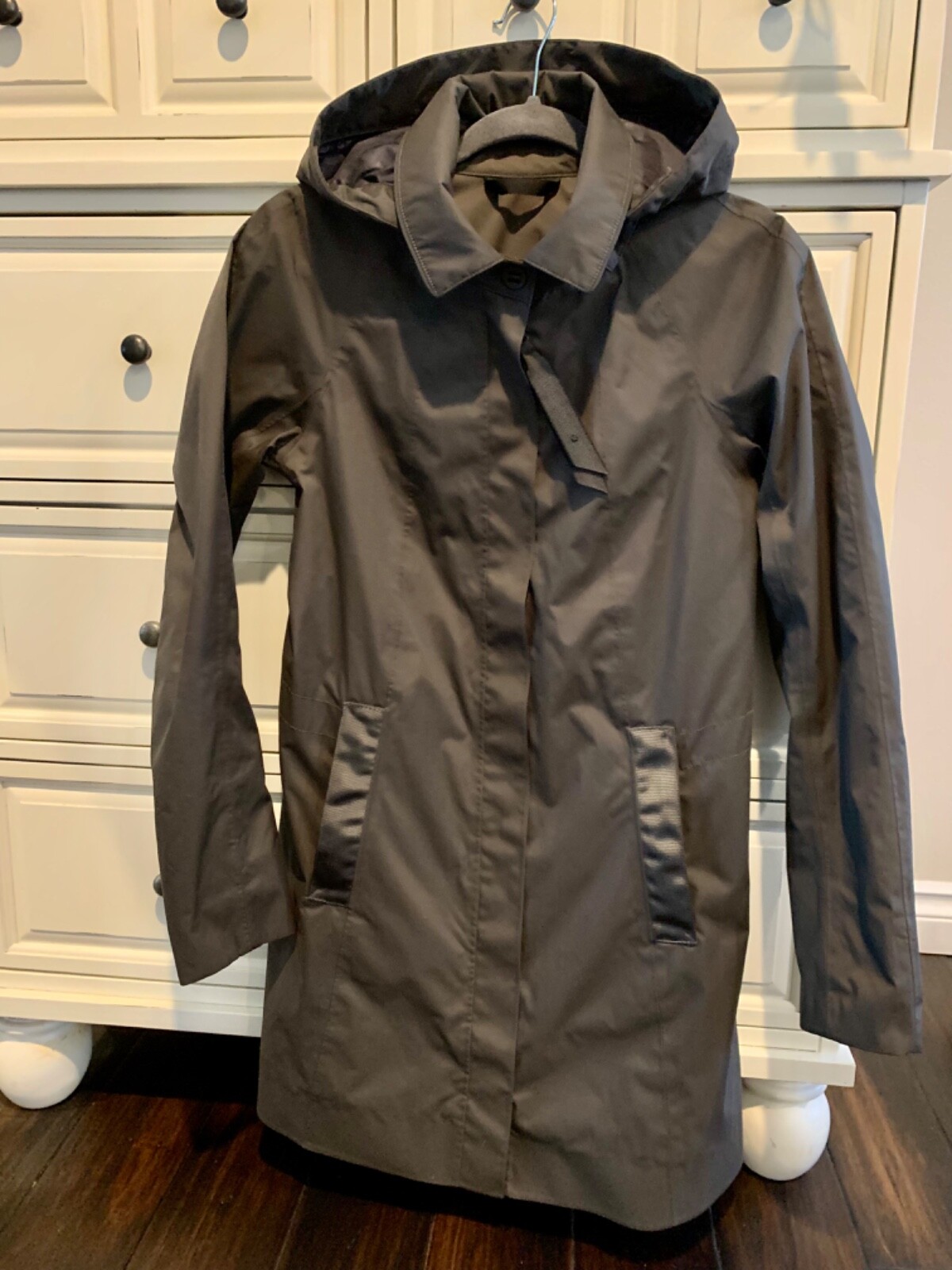 Trench Coat Women Size 4 Green