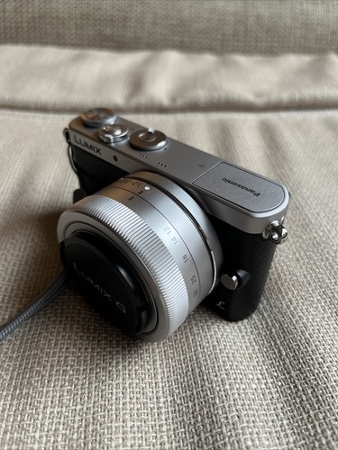 【Panasonic】DMC-GF7 + 12-32mm + 35-100mm panasonic-lumix-gf7-ovr-43-mfr
