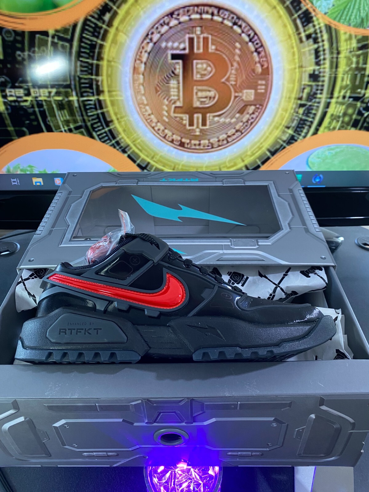 NIKE NIKE RTFKT X DUNK GENESIS CLONE X SIZE 11 BLACK/RED IN BOX