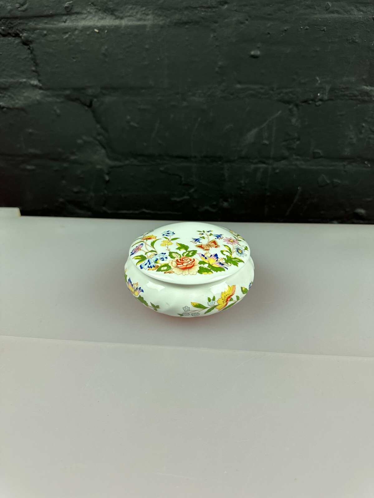 Aynsley Cottage Garden Lidded Trinket Dish / Pin Dish 4" Wide