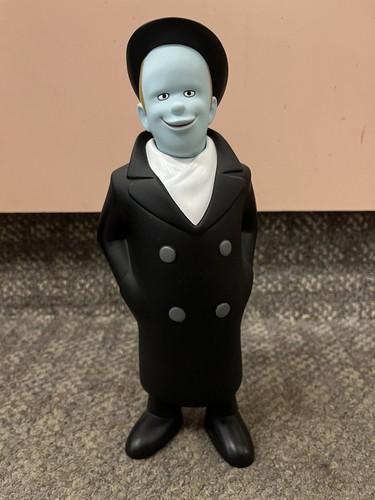 ASTRO BOY SKUNK KUSAI VINYL FIGURE 9