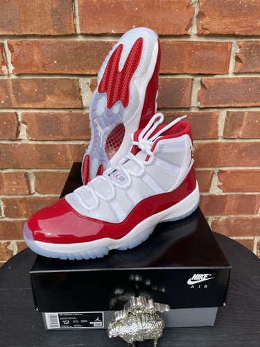 Nike Air Jordan 11 Retro *Cherry* – buy now at Asphaltgold Online Store!