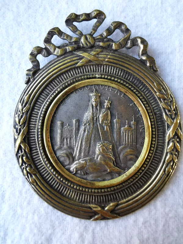 MÃ©Daillon Basilique De FourviÃ¨Re Lyon