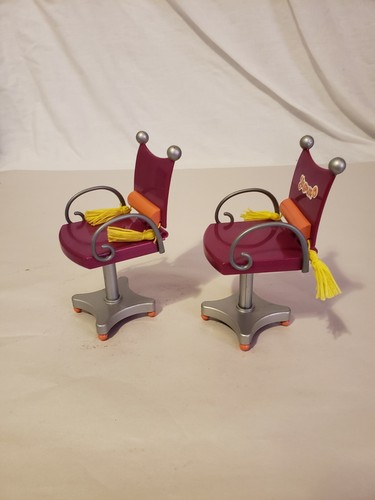 2 Bratz Stylin Studio Hair Salon n Spa Vanity Tassle Chair for Beauty Shop EUC