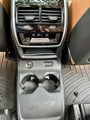 image 19 of interior