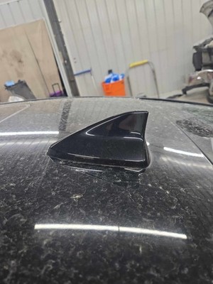 Used Antenna fits: 2009 Cadillac CTS Onstar Communication System Grade A