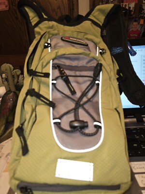 High Sierra Green Bag,  2 Liter Hydration Backpack Hiking Biking Ect NWT PERFECT