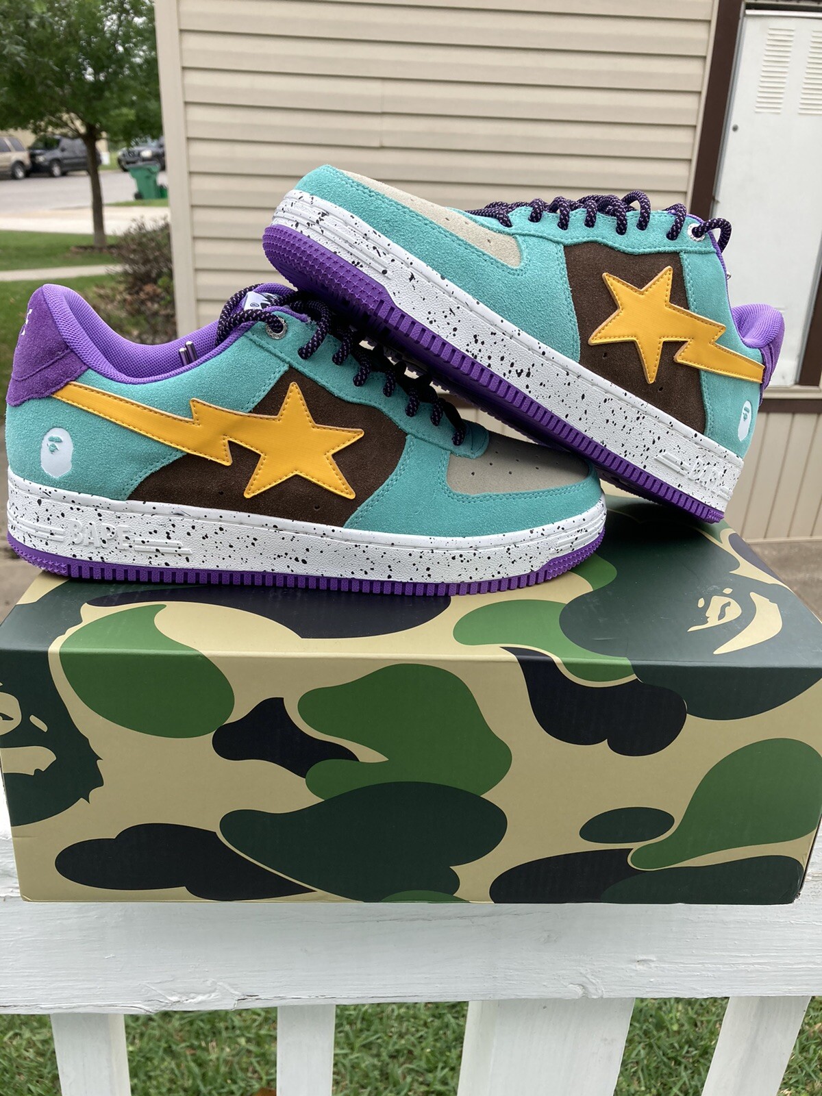 yellow bapesta