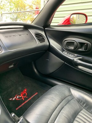 image 4 of interior