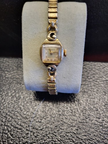 wittnauer稼働アンティーク腕時計14k GOLD VINTAGE WITTNAUER WOMENS 14K YELLOW GOLD WRIST WATCH GENEVE