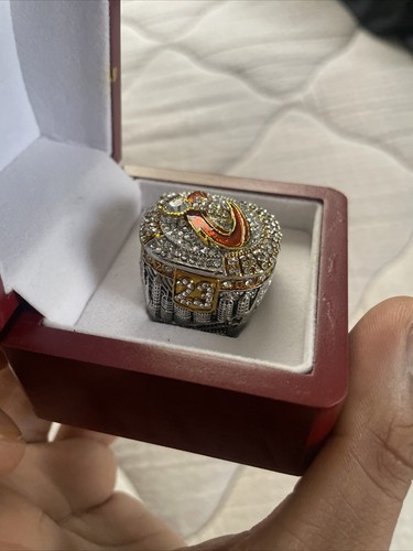 lebron cavs ring
