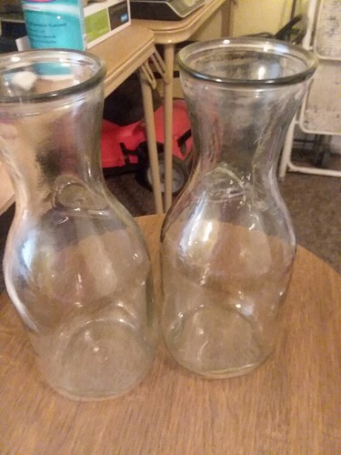 set of 2 wine decanter very old