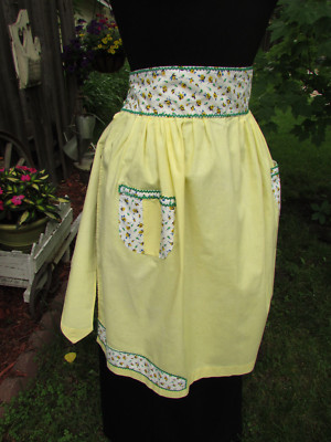 Vintage Cotton Yellow & Flower Print Half Apron with Rick Rack Trim