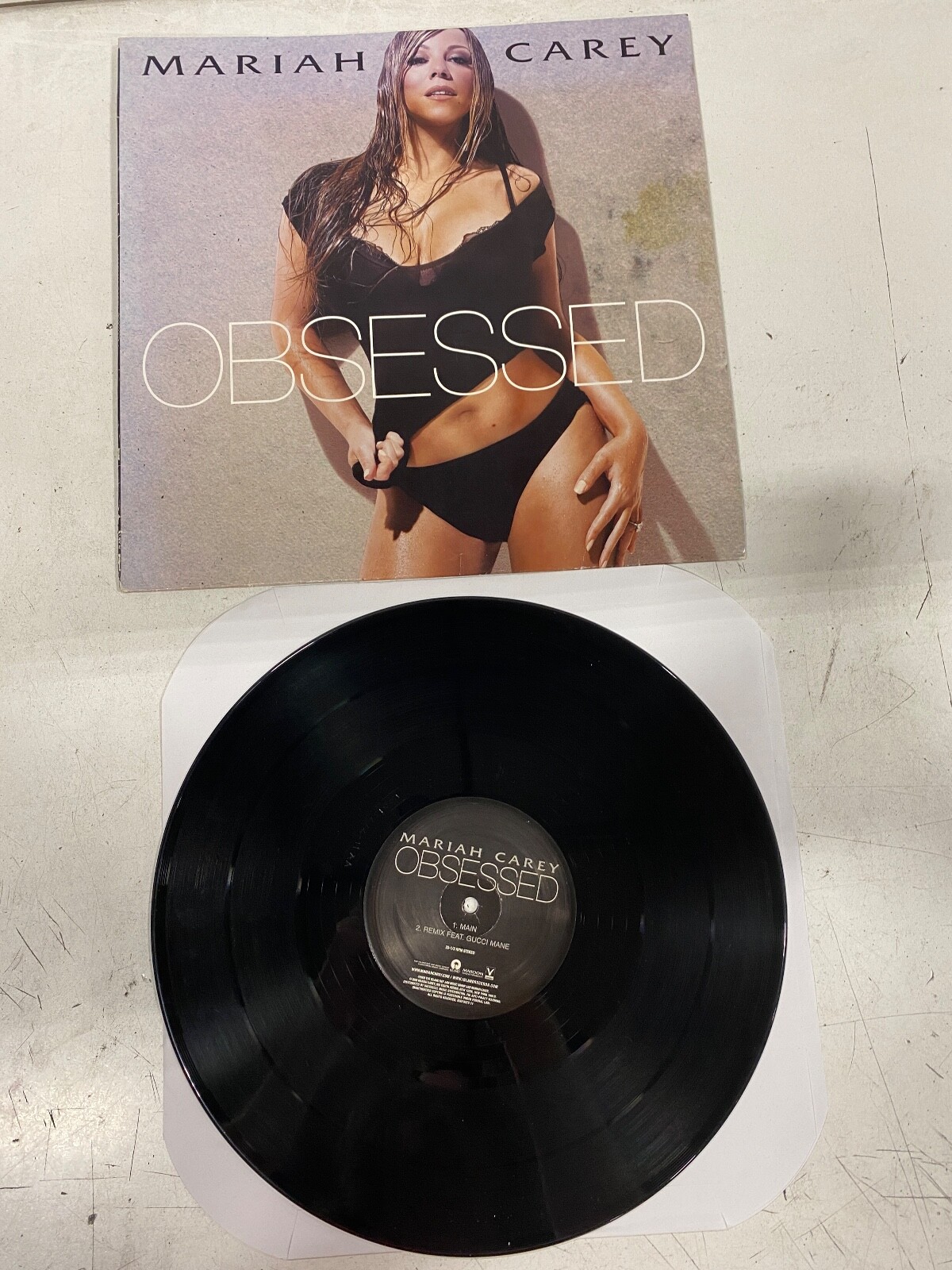 レアCDS！MARIAH CAREY 『OBSESSED 』 Ni0zODkyLmpwZWc.jpeg