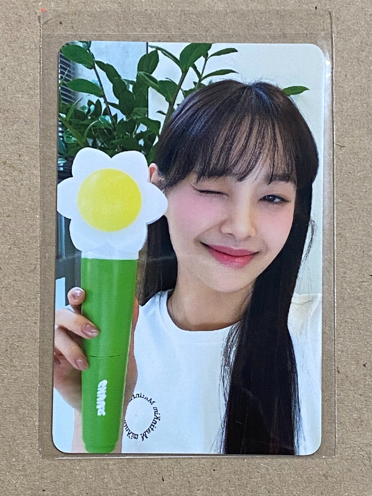loona chuu light stick トレカ 今月の少女 チュウ ♡ $_57.JPG?set_id=880000500F