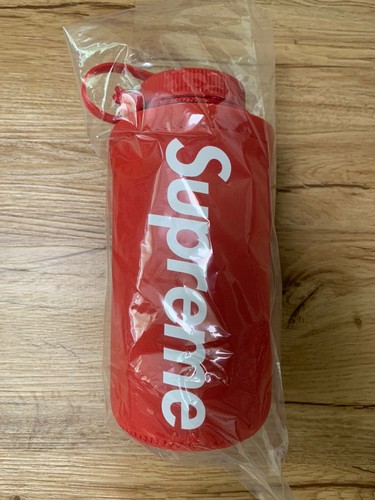 小物 Supreme Nalgene 32 oz. Bottle Supreme®/Nalgene® 32 oz. Bottle – Supreme